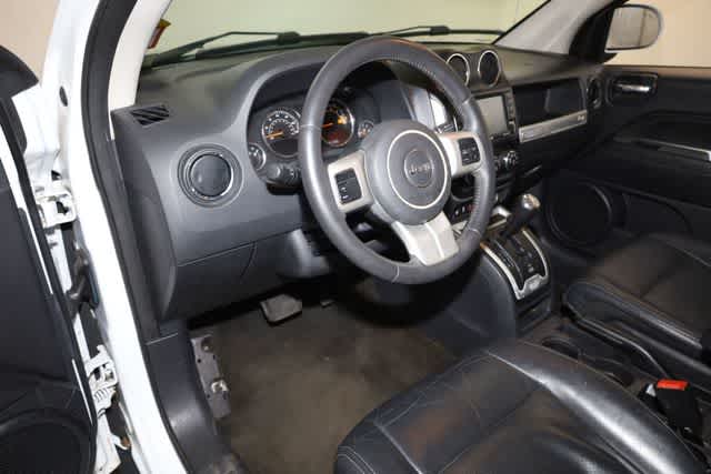 Thumbnail: 2016 Jeep Compass - 14