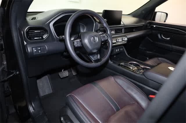 Thumbnail: 2025 Honda Pilot - 14