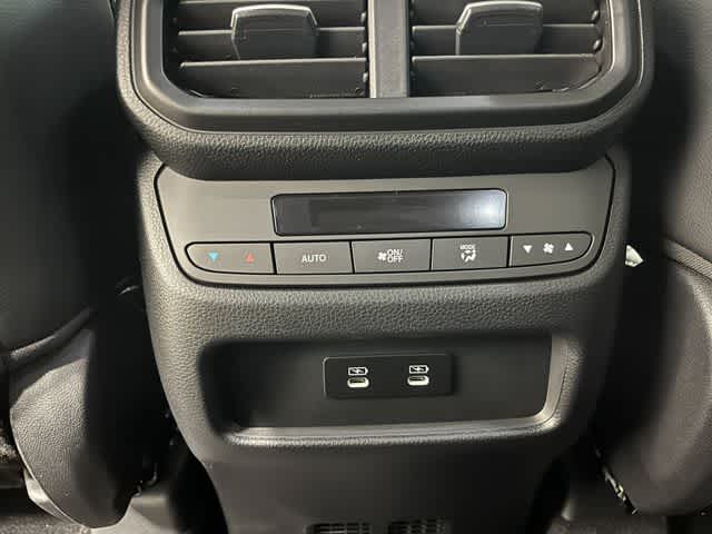 Thumbnail: 2026 Honda Pilot - 22