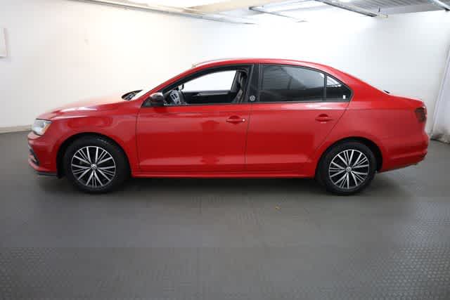 Thumbnail: 2018 Volkswagen Jetta - 3