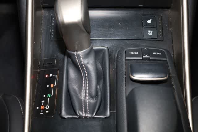 Thumbnail: 2014 Lexus IS - 35