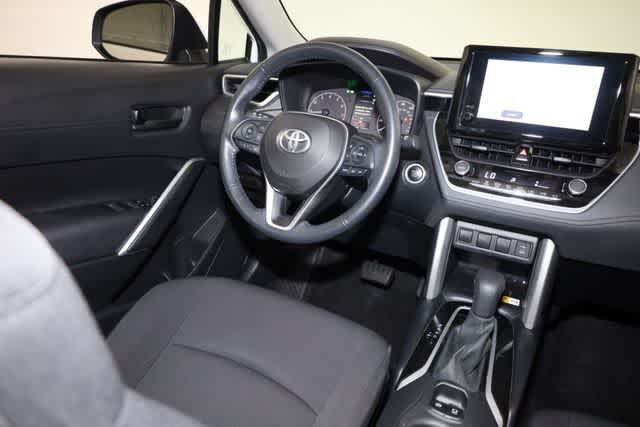 Thumbnail: 2023 Toyota Corolla Cross - 21