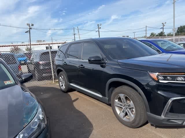 Thumbnail: 2024 Honda Pilot - 15