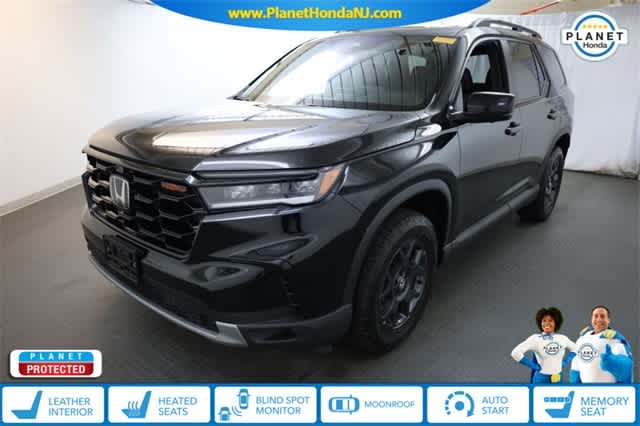 Thumbnail: 2023 Honda Pilot - 1