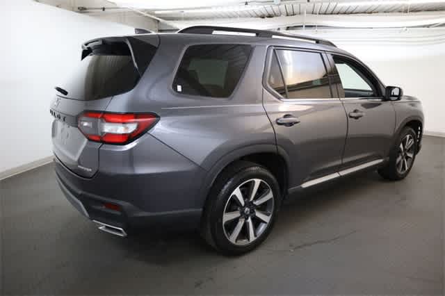 Thumbnail: 2023 Honda Pilot - 8