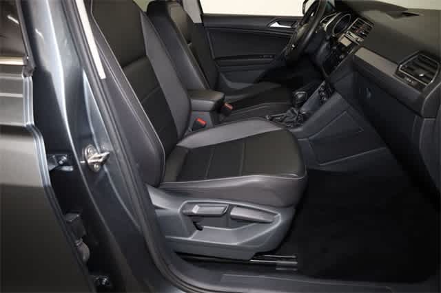 Thumbnail: 2021 Volkswagen Tiguan - 20