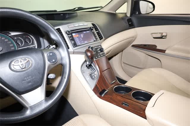 Thumbnail: 2013 Toyota Venza - 23