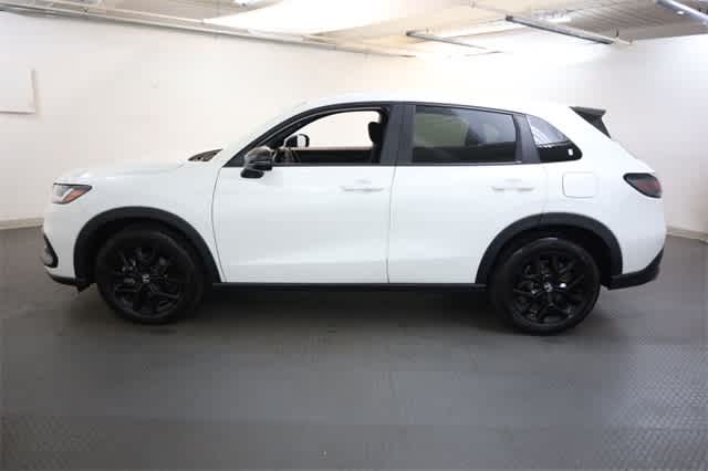Thumbnail: 2023 Honda HR-V - 3