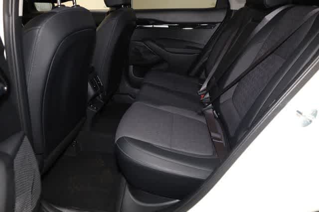 Thumbnail: 2024 Kia Seltos - 20