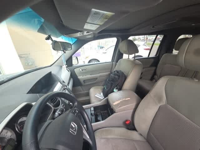Thumbnail: 2015 Honda Pilot - 30