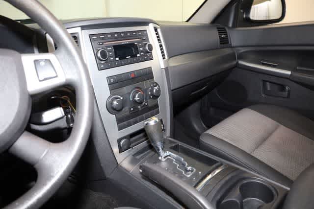 Thumbnail: 2008 Jeep Grand Cherokee - 16