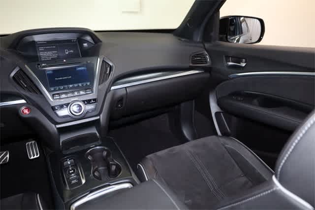 Thumbnail: 2020 Acura MDX - 18