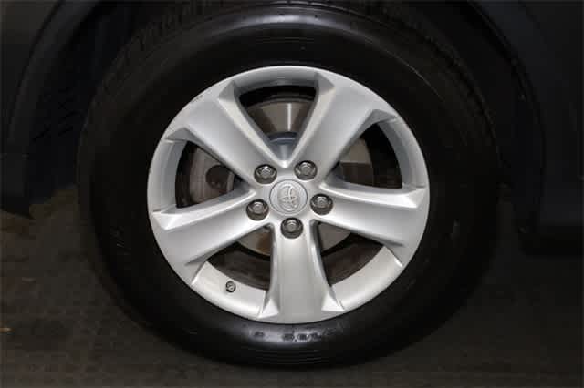 Thumbnail: 2014 Toyota RAV4 - 35