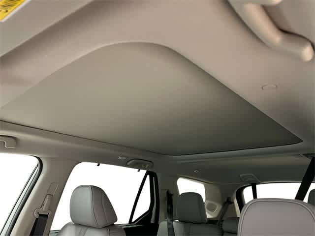 Thumbnail: 2025 Honda Pilot - 16