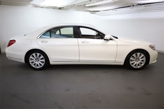 Thumbnail: 2014 Mercedes-Benz S-Class - 9