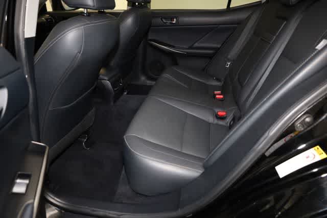 Thumbnail: 2014 Lexus IS - 21