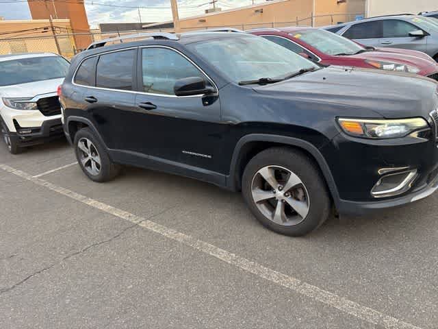 Thumbnail: 2019 Jeep Cherokee - 9
