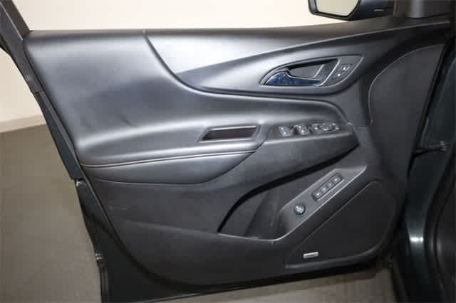 Thumbnail: 2018 Chevrolet Equinox - 14