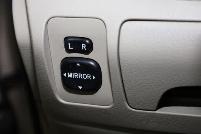 Thumbnail: 2007 Toyota Camry - 18