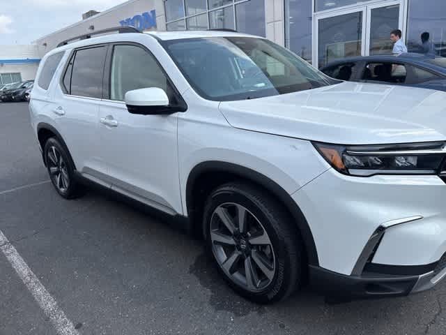 Thumbnail: 2023 Honda Pilot - 8
