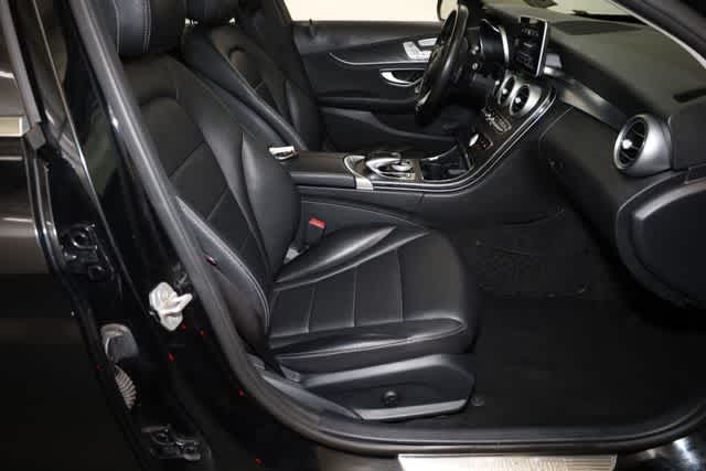 Thumbnail: 2015 Mercedes-Benz C-Class - 34