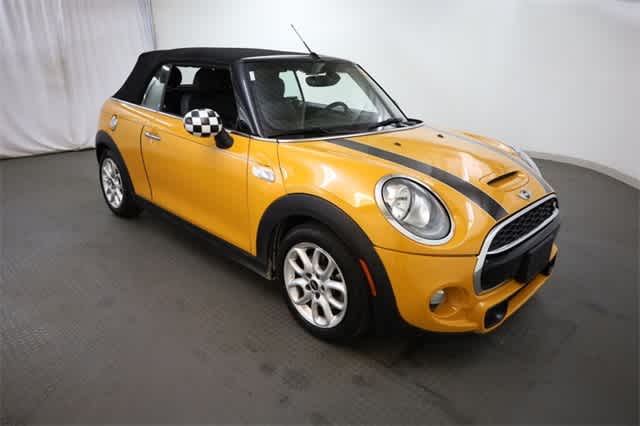 Thumbnail: 2018 MINI Cooper Convertible - 10