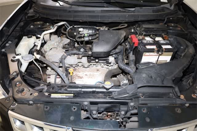 Thumbnail: 2013 Nissan Rogue - 31