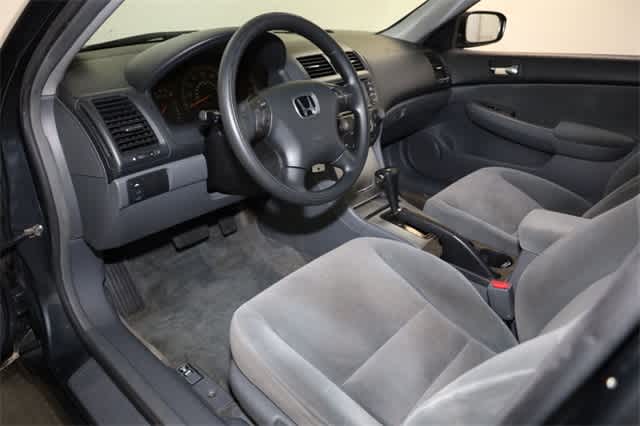 Thumbnail: 2004 Honda Accord - 14