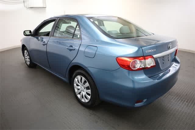 Thumbnail: 2013 Toyota Corolla - 4