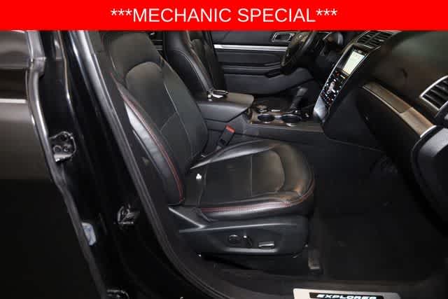 Thumbnail: 2018 Ford Explorer - 36