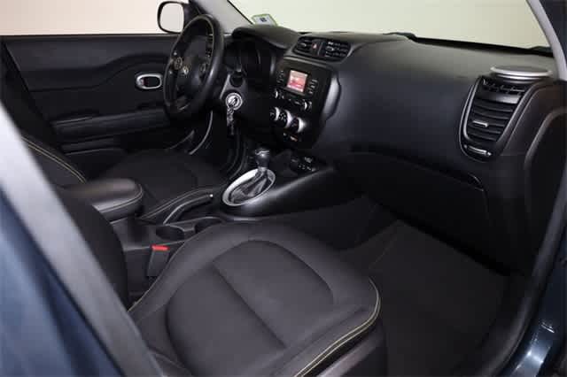Thumbnail: 2015 Kia Soul - 19
