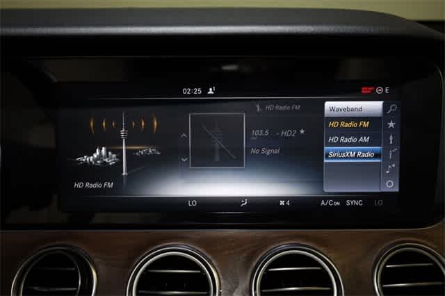 Thumbnail: 2017 Mercedes-Benz E-Class - 29