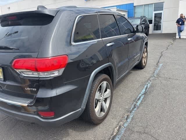 Thumbnail: 2015 Jeep Grand Cherokee - 9