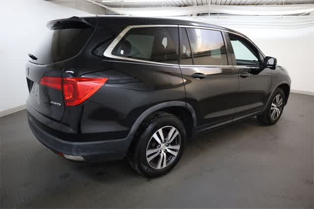 Thumbnail: 2016 Honda Pilot - 8