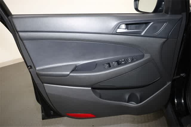 Thumbnail: 2016 Hyundai Tucson - 13