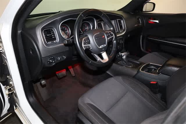 Thumbnail: 2017 Dodge Charger - 14