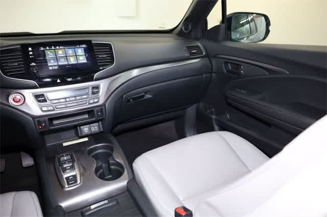 Thumbnail: 2023 Honda Passport - 18