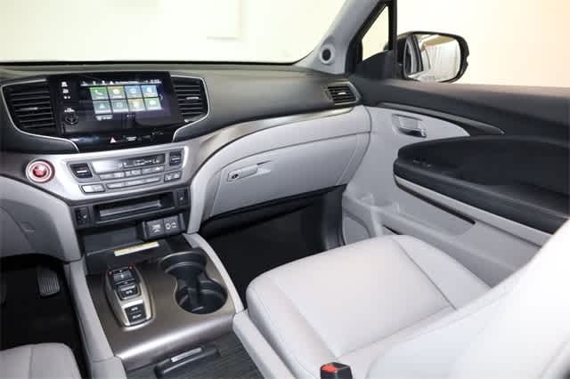 Thumbnail: 2022 Honda Pilot - 18