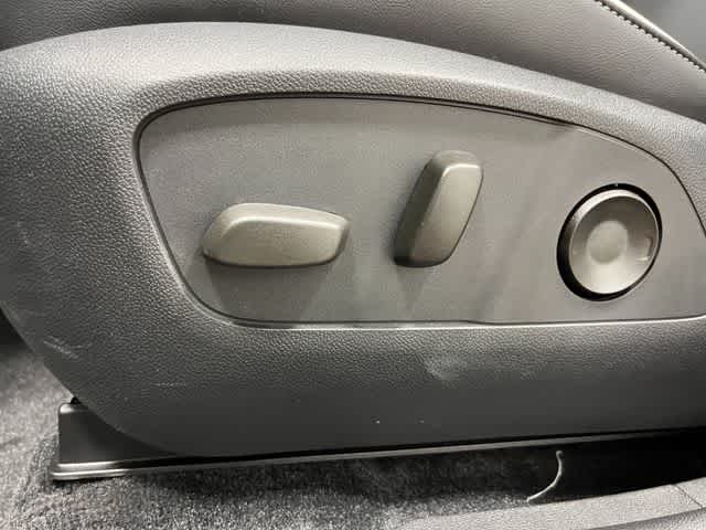 Thumbnail: 2026 Honda Prologue - 11