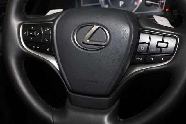 Thumbnail: 2022 Lexus ES - 35