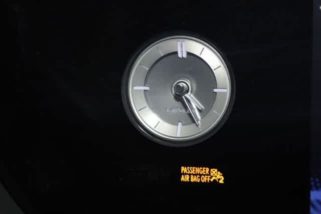 Thumbnail: 2022 Lexus ES - 29