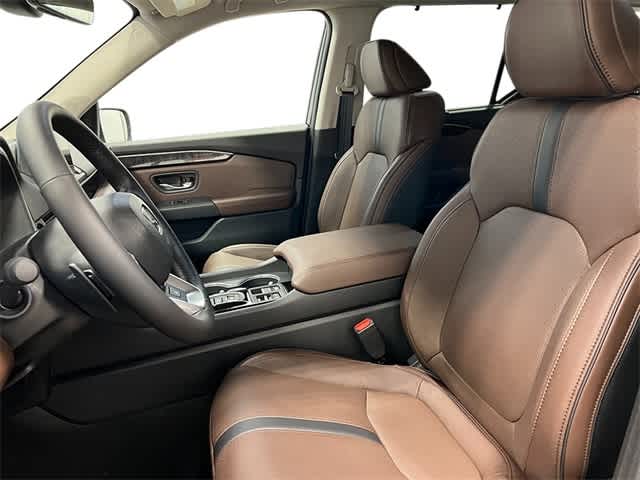 Thumbnail: 2025 Honda Pilot - 14