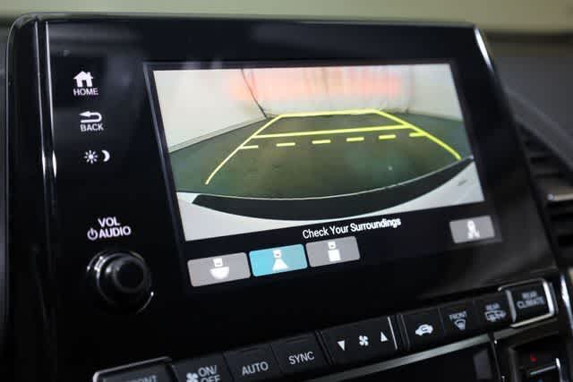 Thumbnail: 2018 Honda Odyssey - 17