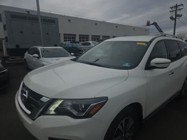 Thumbnail: 2020 Nissan Pathfinder - 2