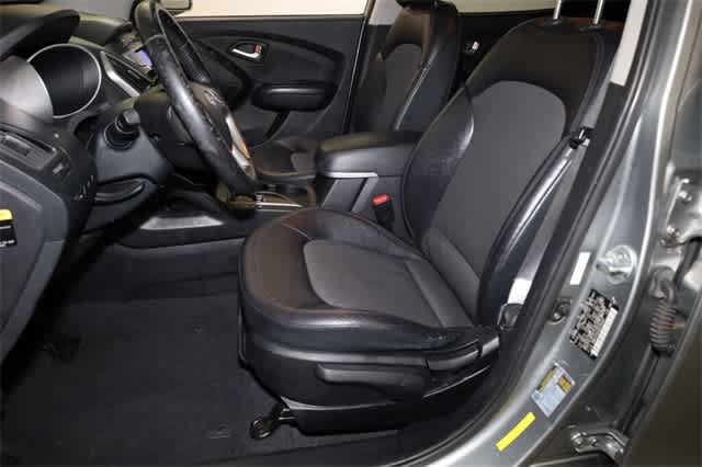 Thumbnail: 2013 Hyundai Tucson - 15