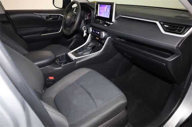 Thumbnail: 2023 Toyota RAV4 - 19