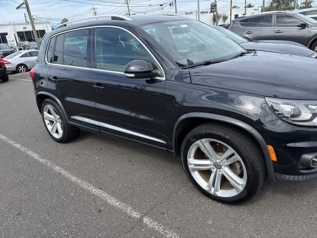 Thumbnail: 2015 Volkswagen Tiguan - 12