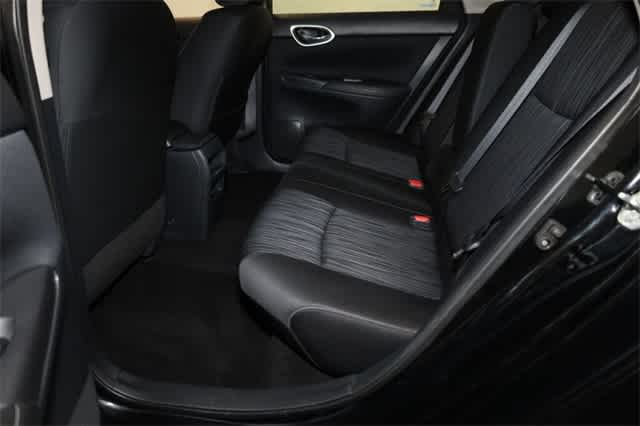 2017 Nissan Sentra SV 21