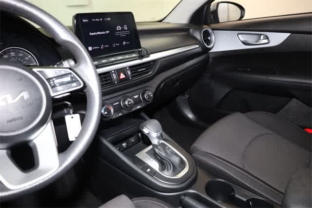 Thumbnail: 2024 Kia Forte - 23