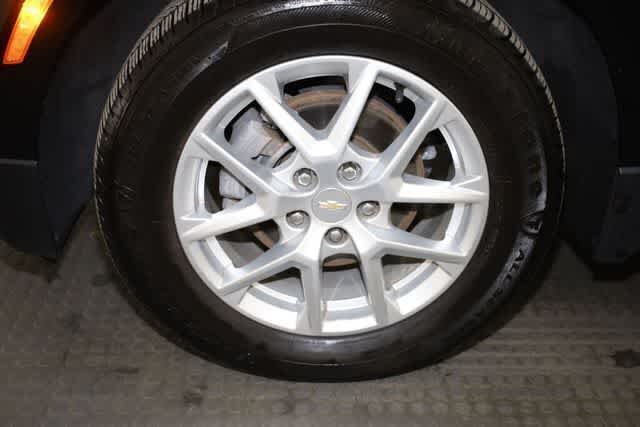 Thumbnail: 2022 Chevrolet Equinox - 36